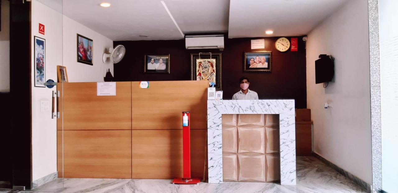Hotel Sar Kamla Dham Skd Vrindavan Fully Vaccinated Staff Vrindāvan Exterior foto